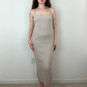 H&M Taupe Bodycon Dress 🌟🫶🏻